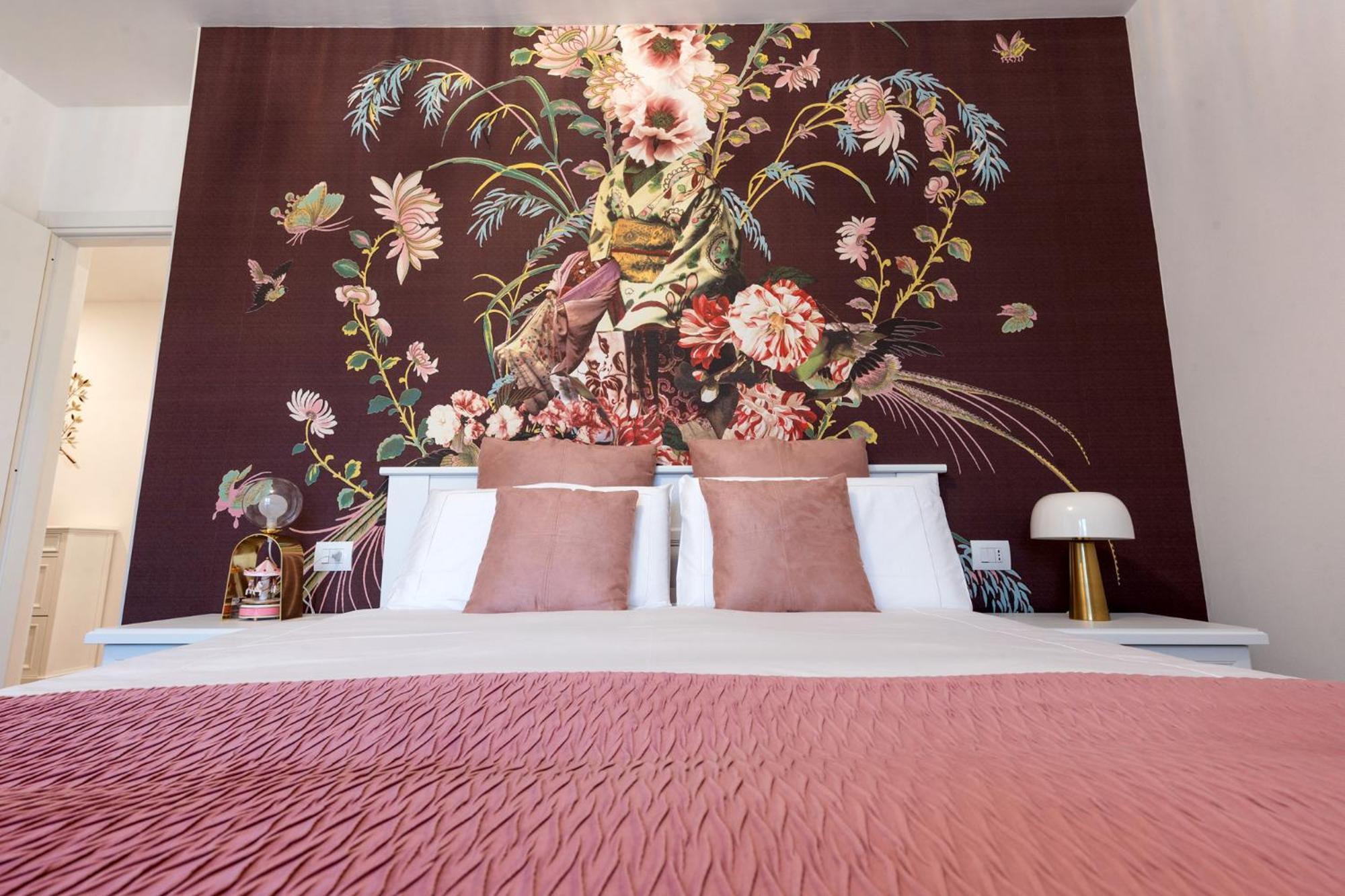 Lora Flowers Suite, Free Parking,self Check In, 5