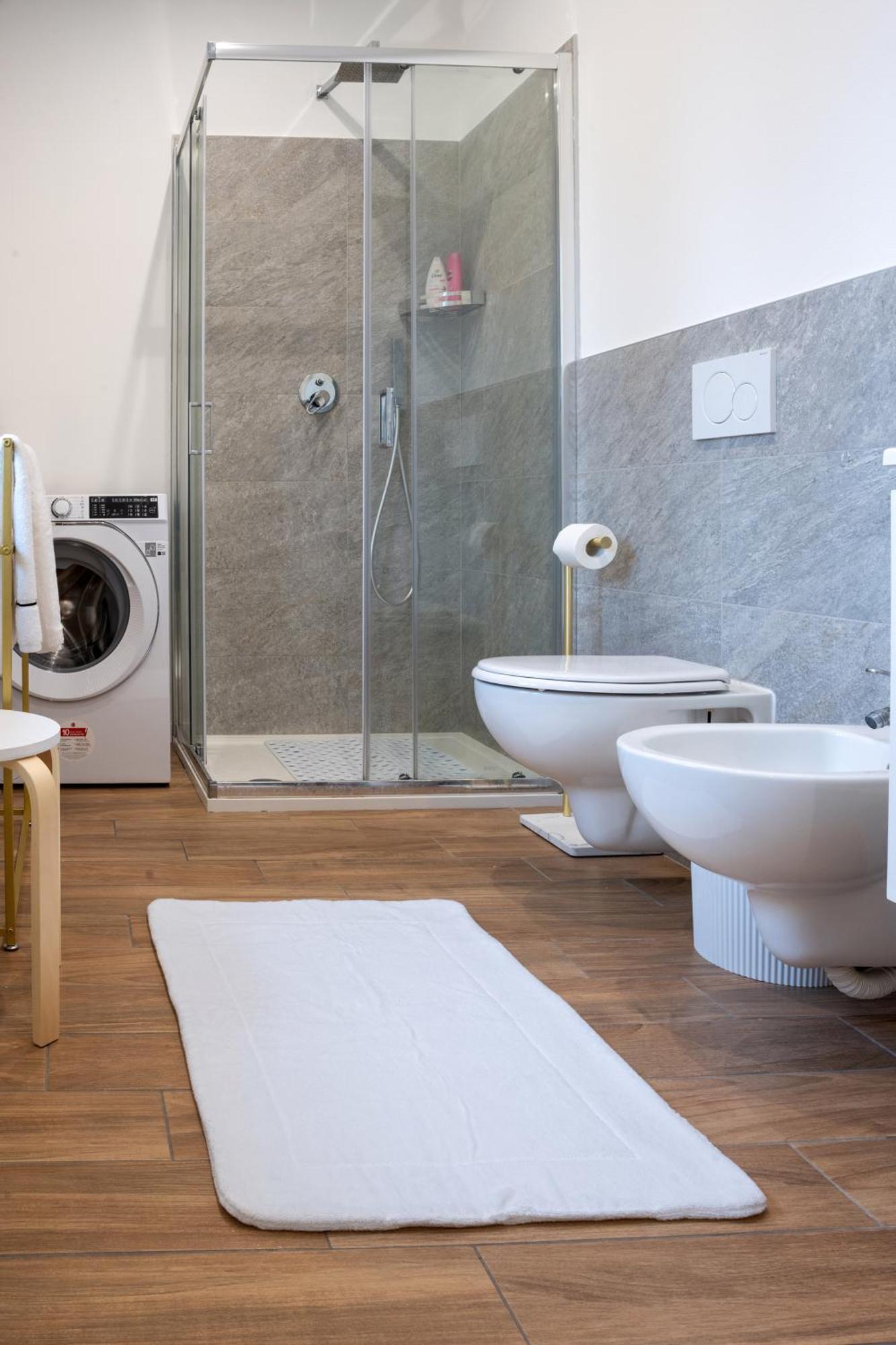Appartement Lora Flowers Suite, Free Parking,self Check In, 5