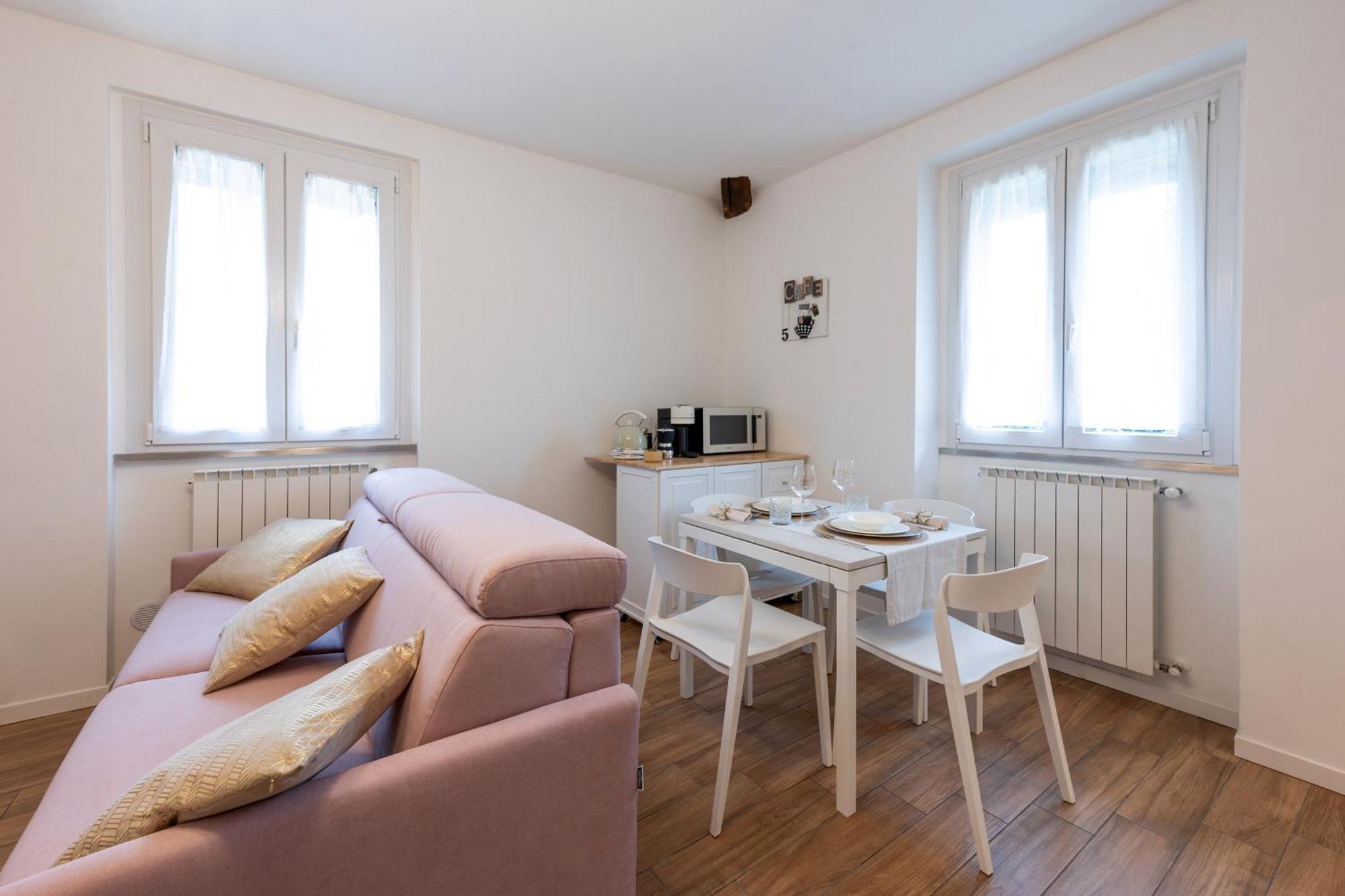 Appartement Lora Flowers Suite, Free Parking,self Check In, 5 *